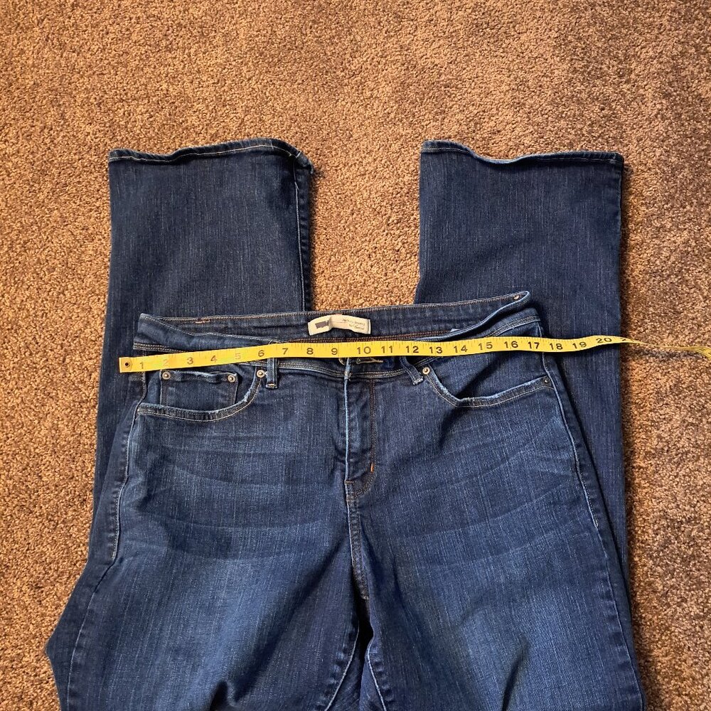 Levi's Perfectly Shaping 512 Bootcut Denim Jeans With Riveting Detail Pockets - Picture 9 of 10